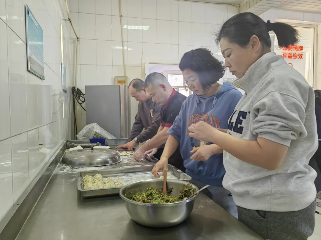 女人与公狍交酡女免费