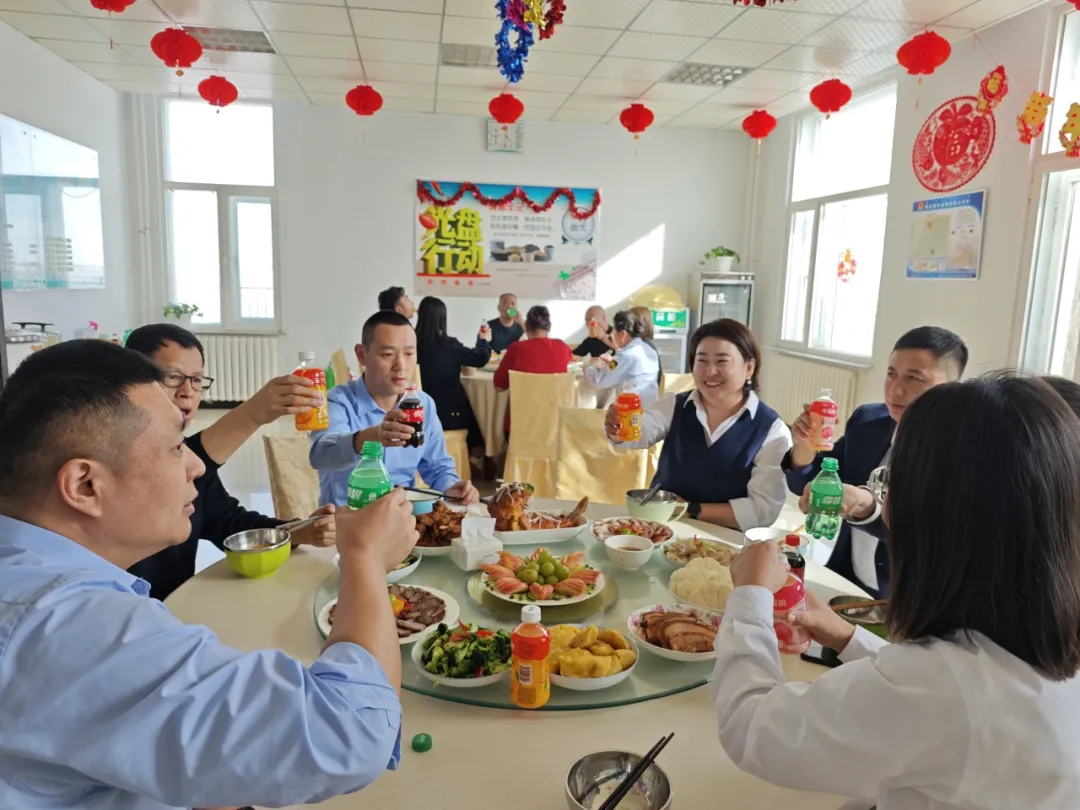 女人与公狍交酡女免费