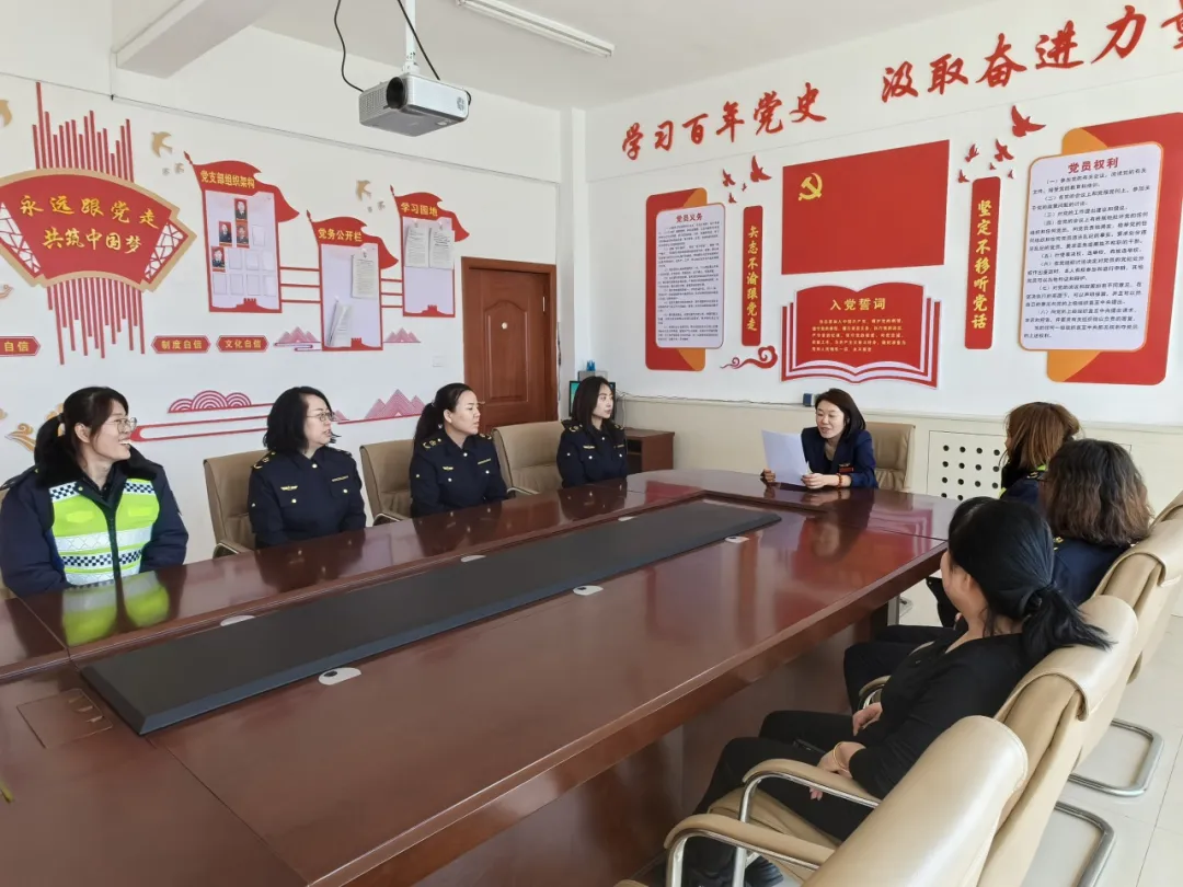 女人与公狍交酡女免费