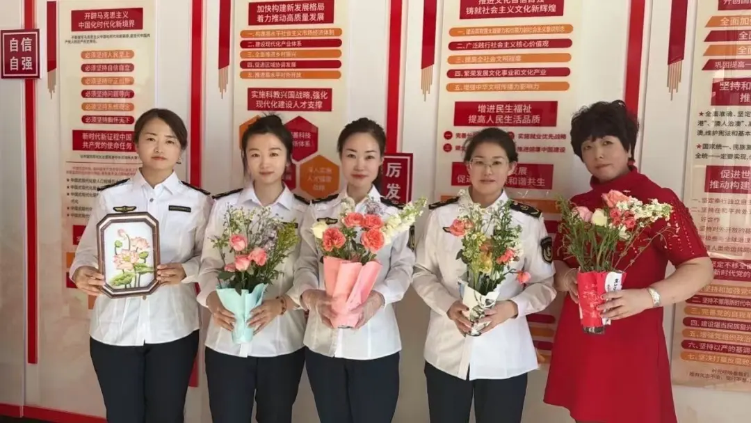 女人与公狍交酡女免费