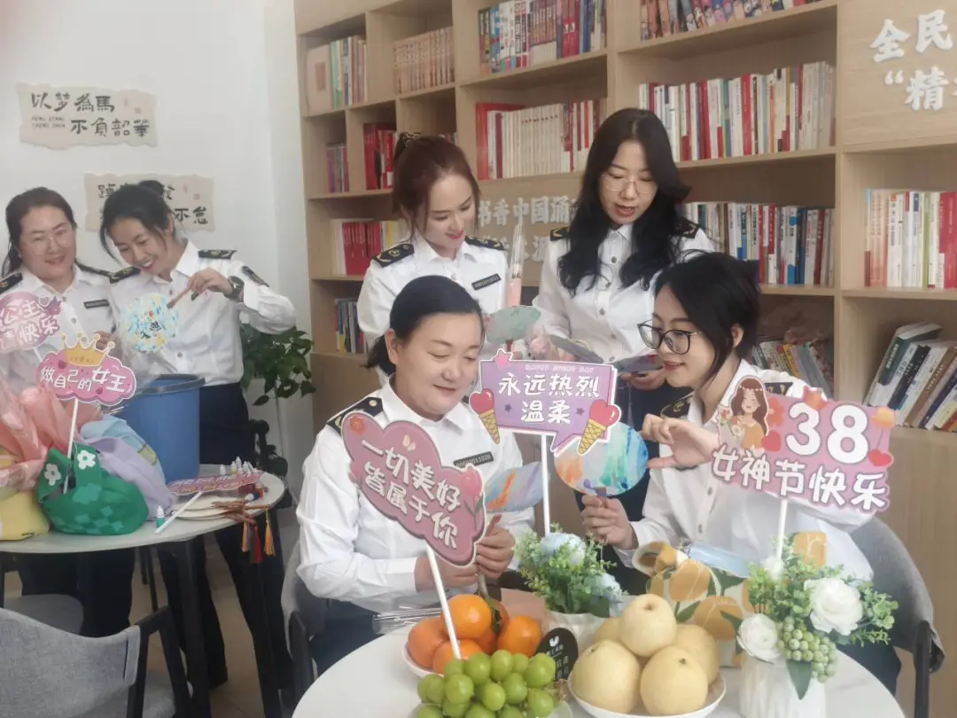 女人与公狍交酡女免费