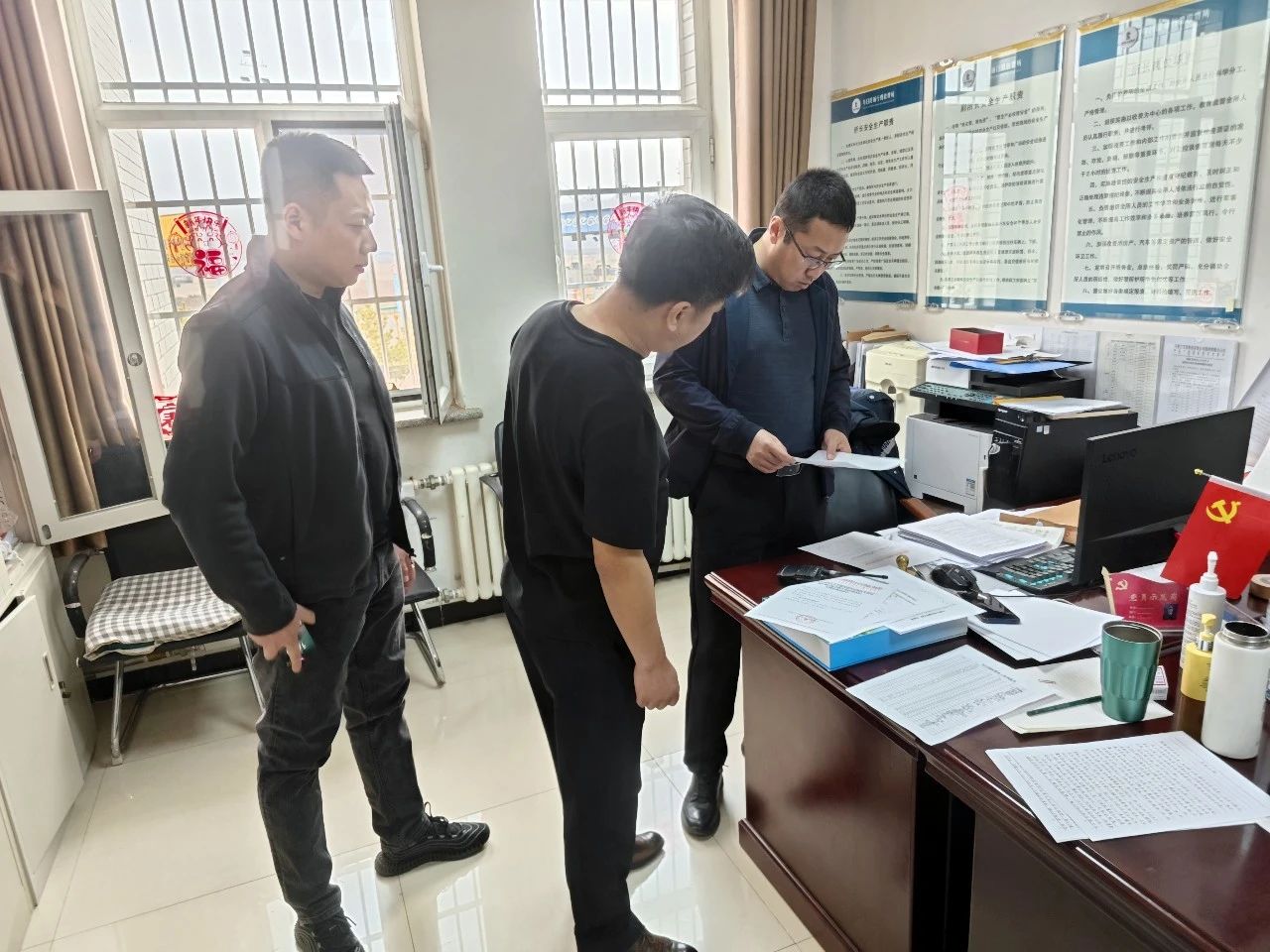 女人与公狍交酡女免费