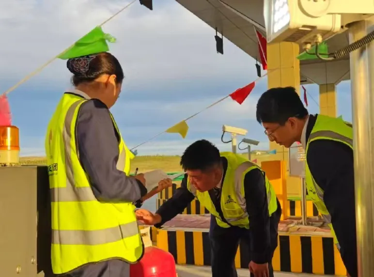 女人与公狍交酡女免费