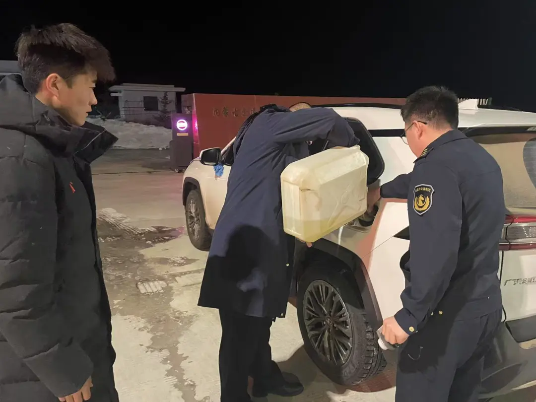 女人与公狍交酡女免费