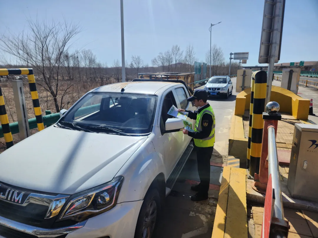 女人与公狍交酡女免费