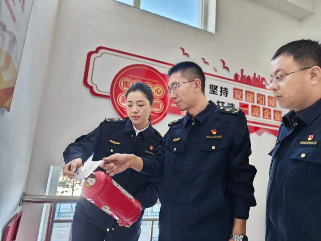 女人与公狍交酡女免费