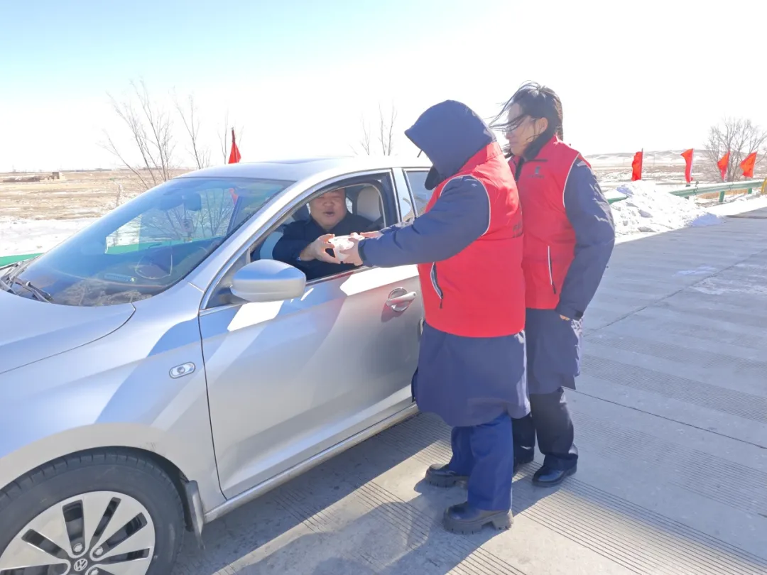 女人与公狍交酡女免费