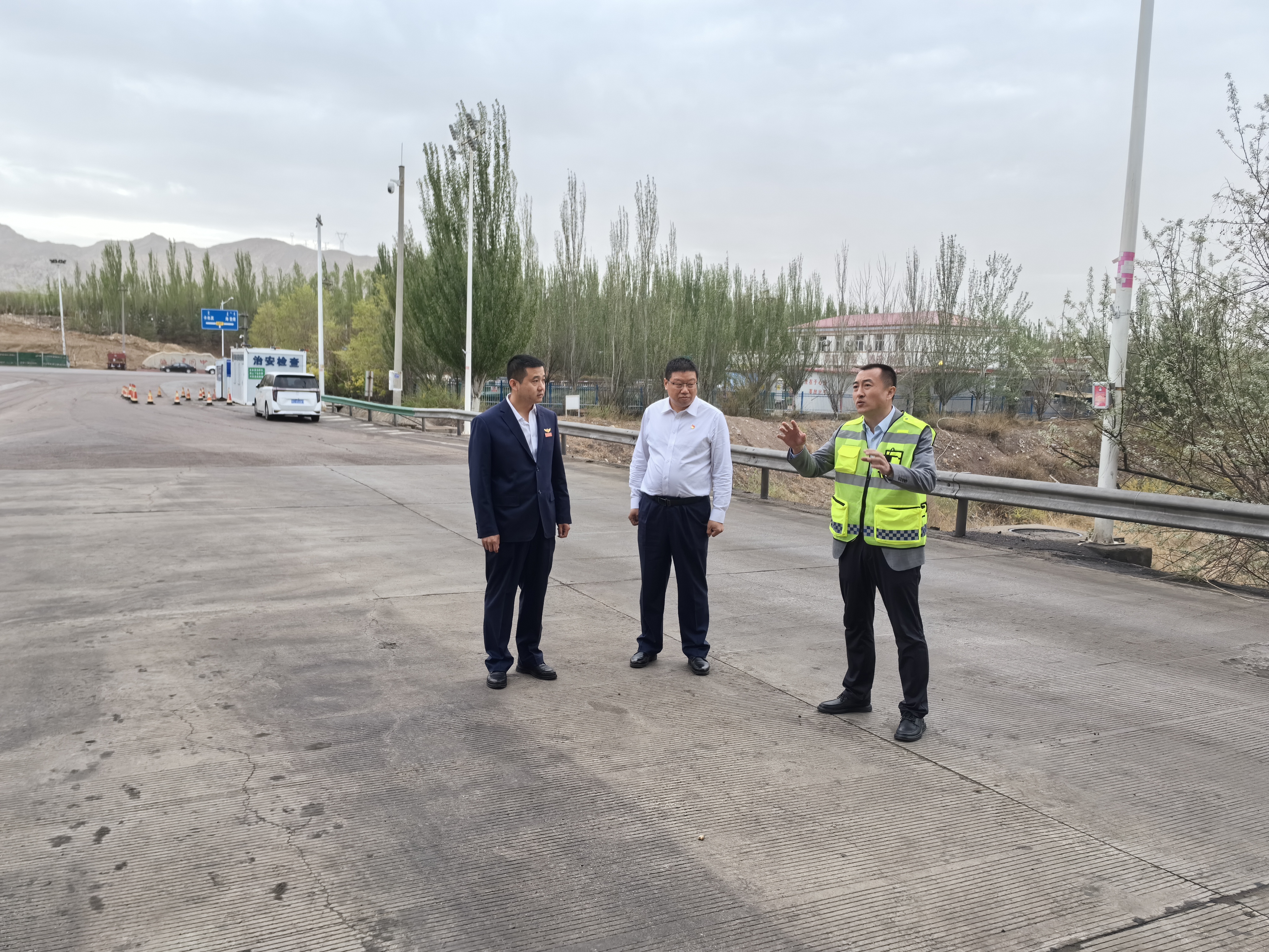 女人与公狍交酡女免费