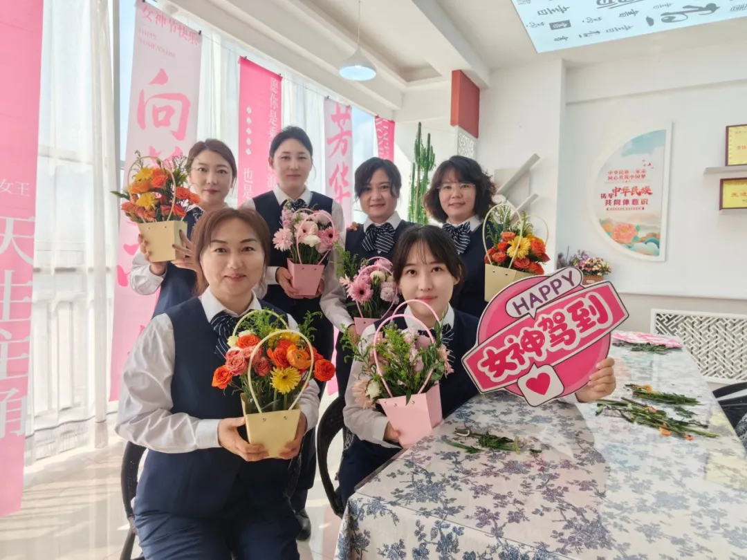 女人与公狍交酡女免费