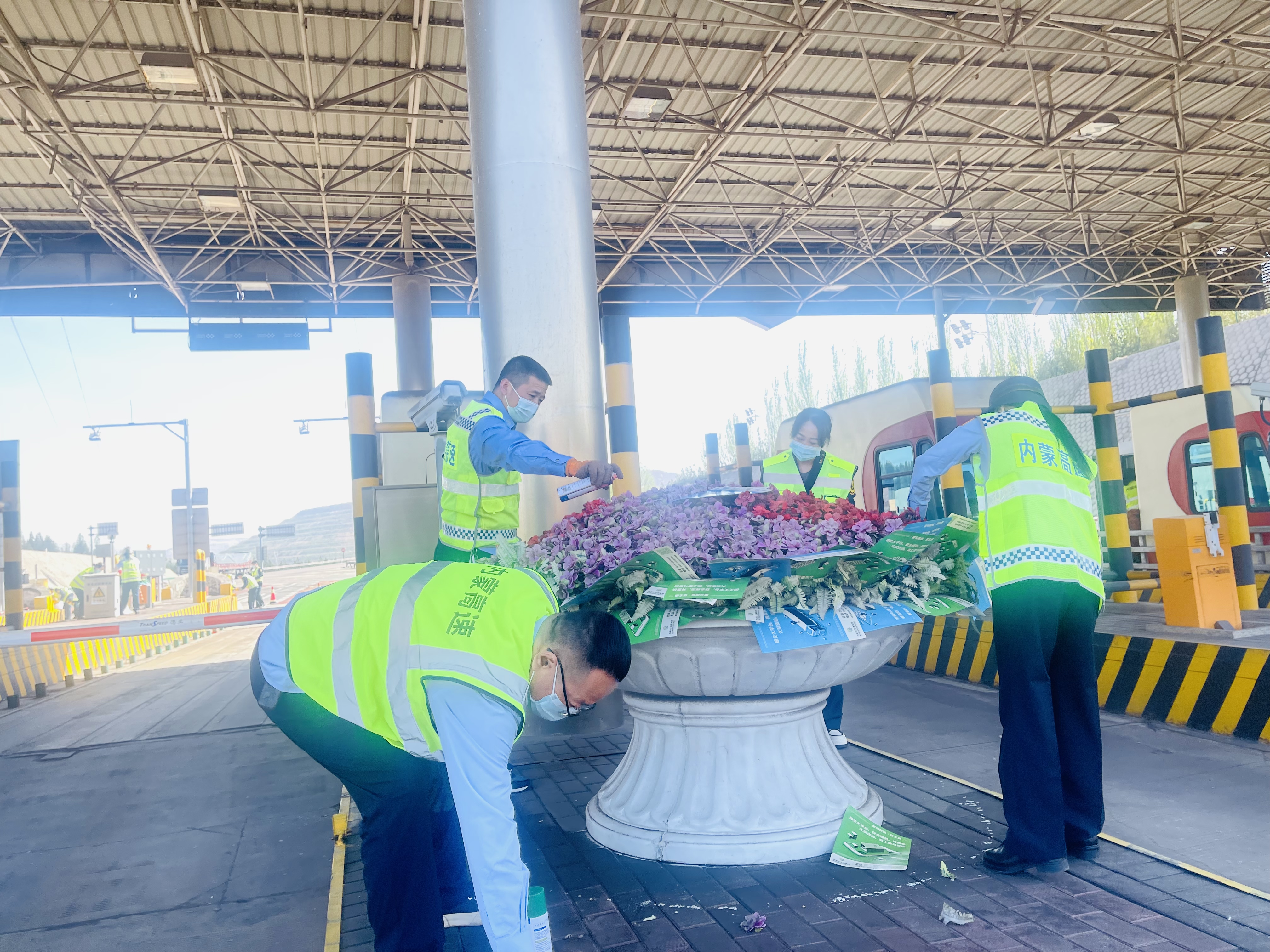 女人与公狍交酡女免费