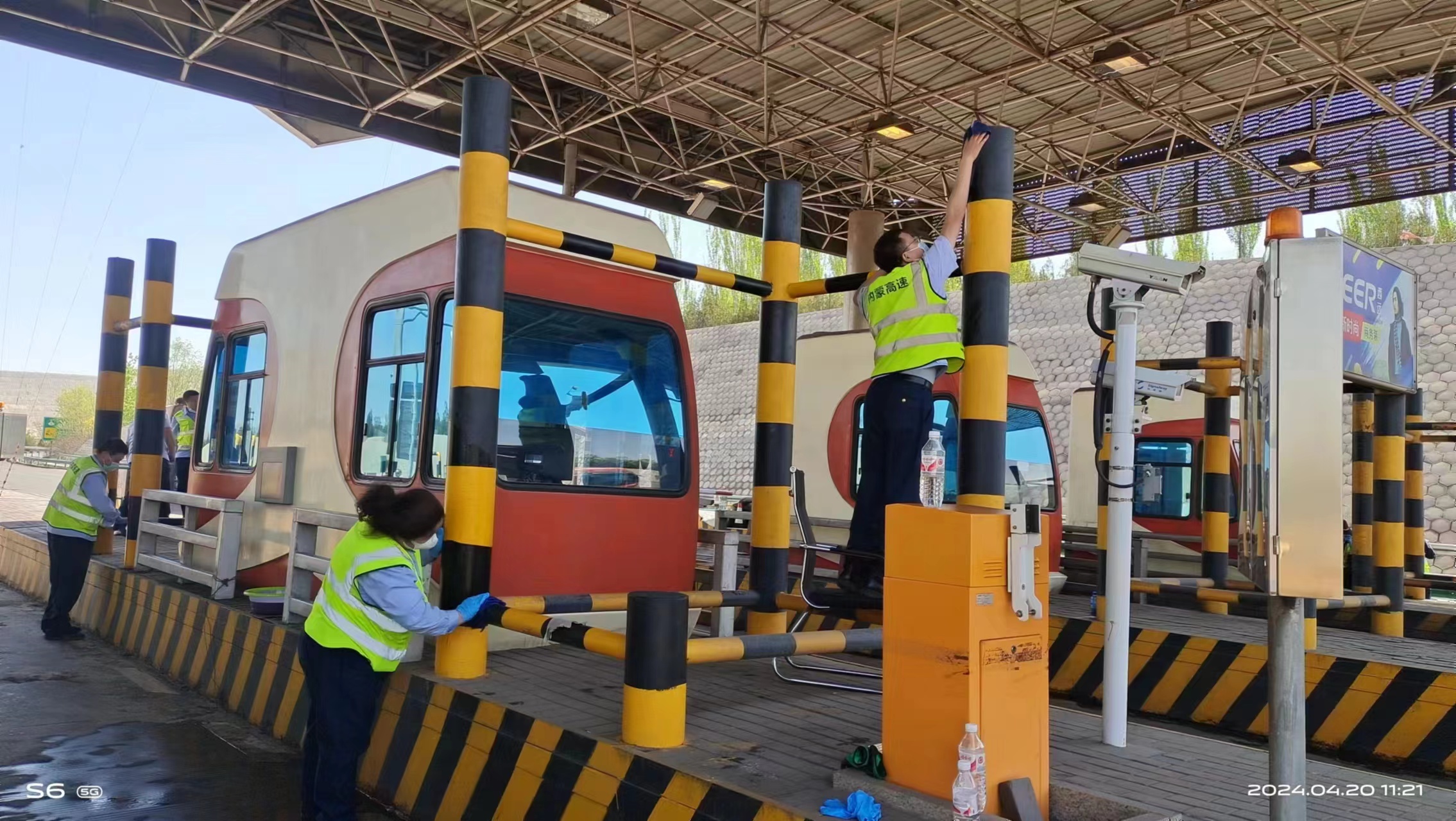 女人与公狍交酡女免费