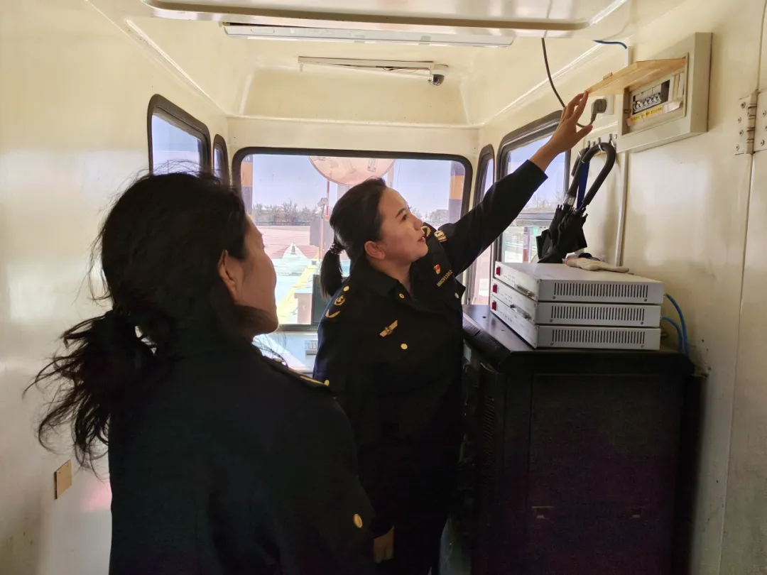 女人与公狍交酡女免费