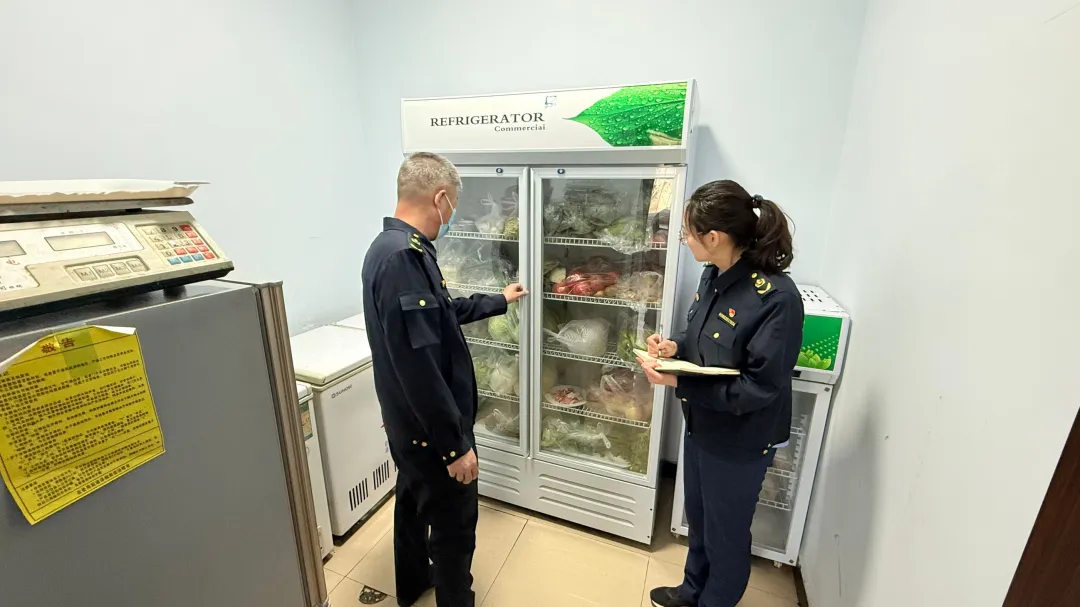 女人与公狍交酡女免费