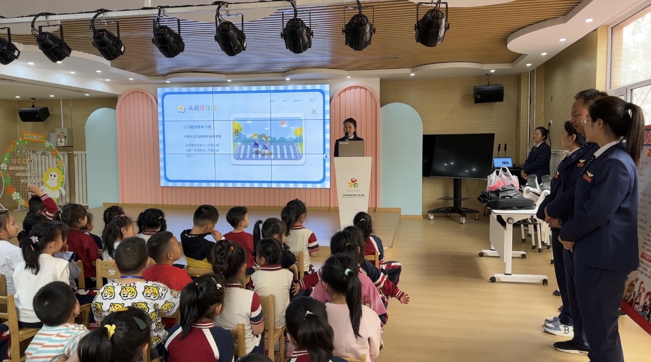 女人与公狍交酡女免费