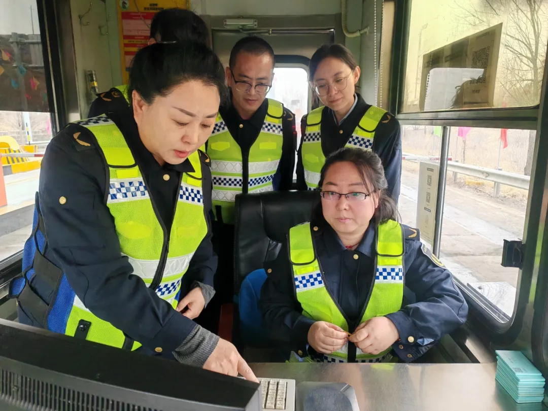 女人与公狍交酡女免费