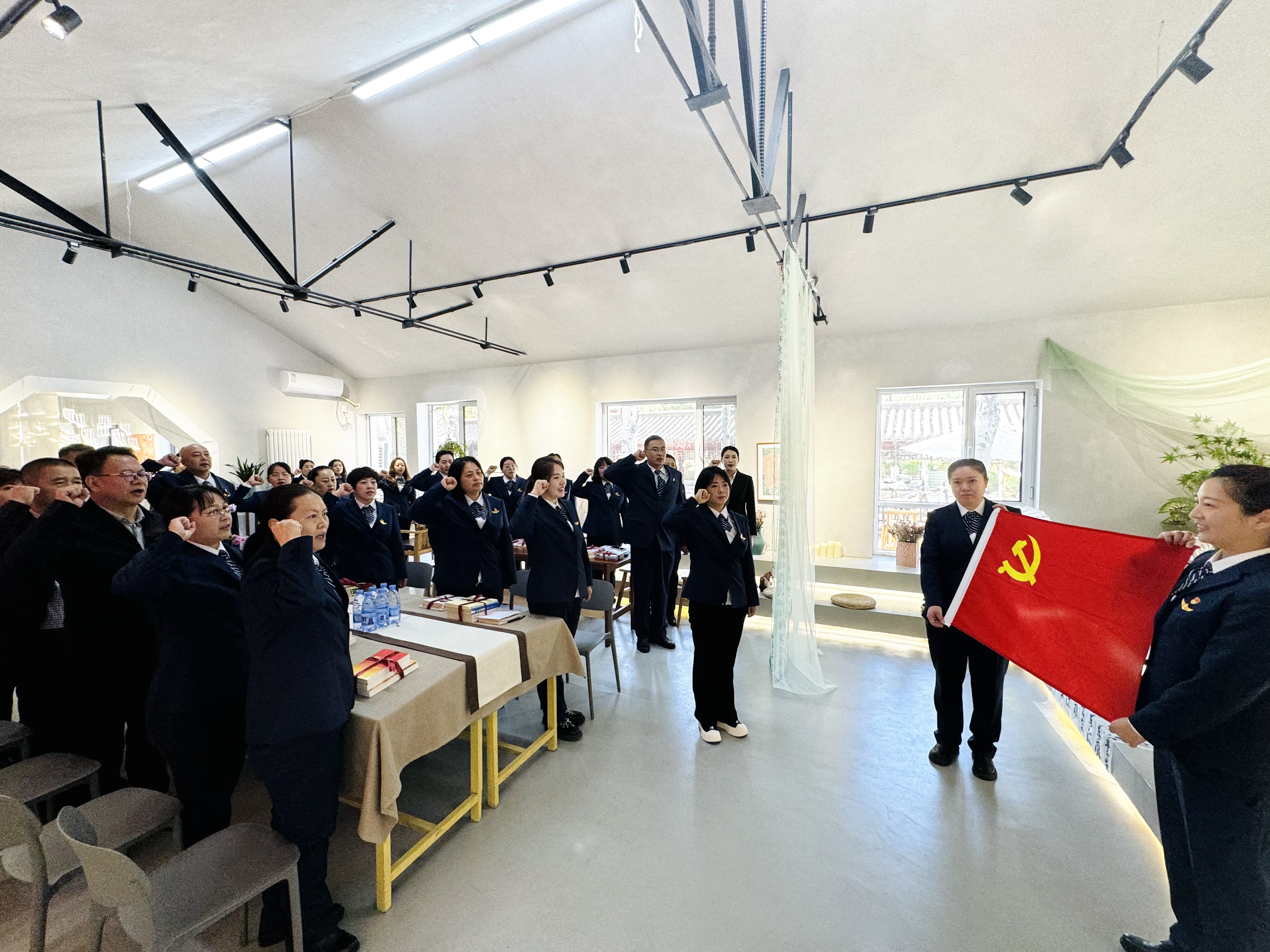 女人与公狍交酡女免费