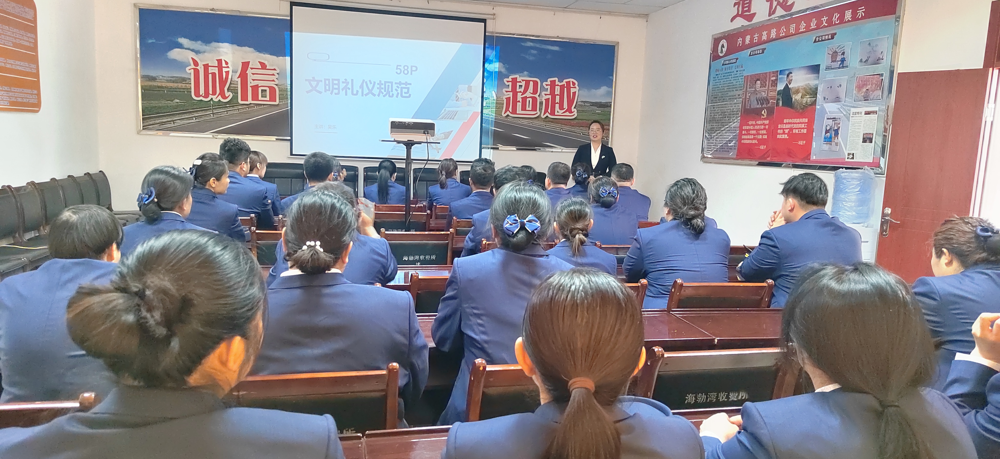 女人与公狍交酡女免费