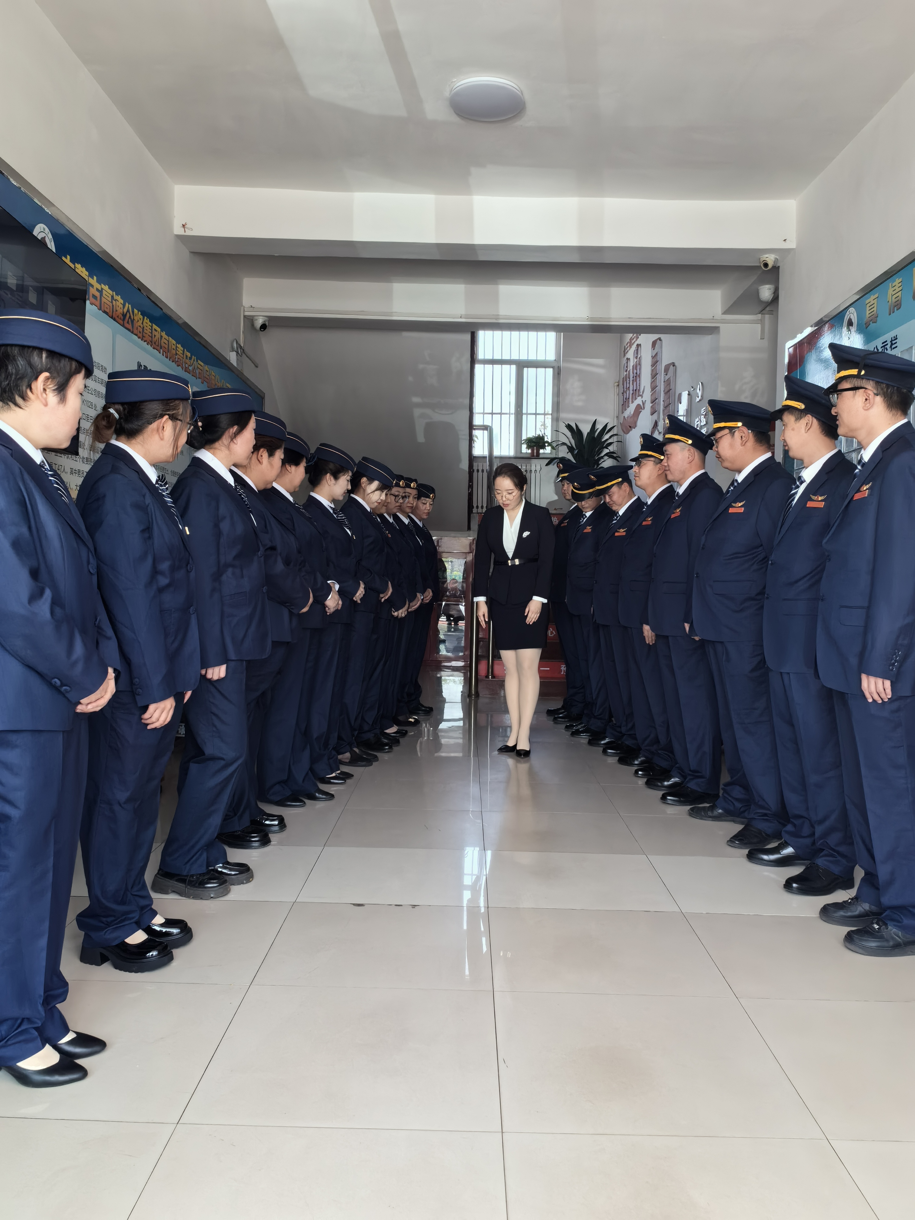 女人与公狍交酡女免费