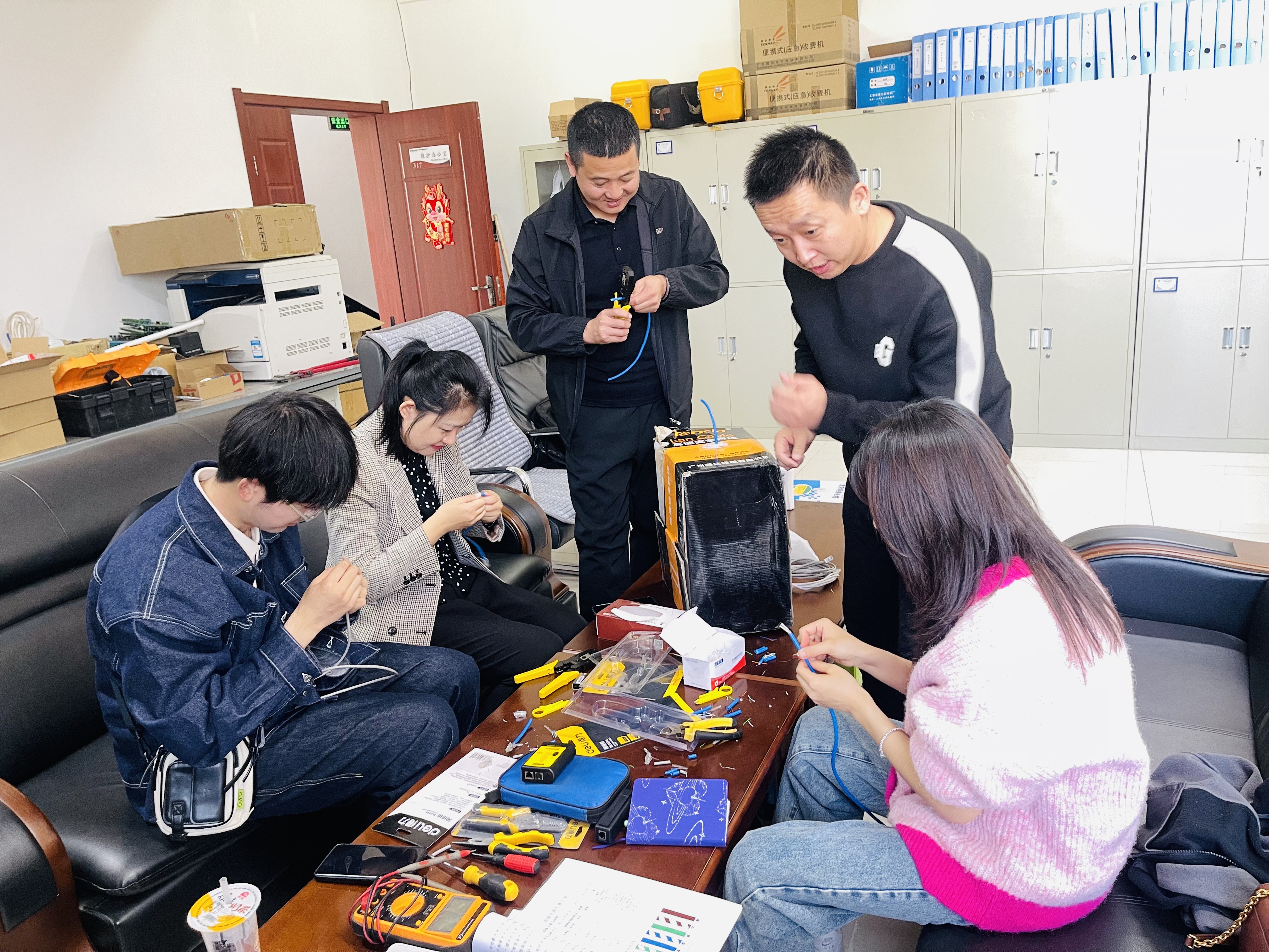 女人与公狍交酡女免费