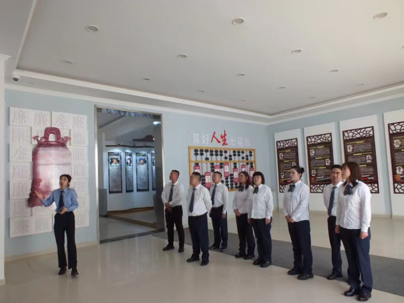 女人与公狍交酡女免费