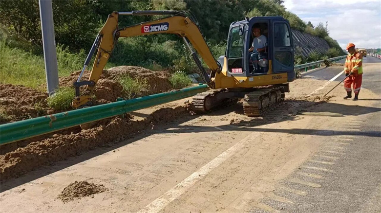 女人与公狍交酡女免费