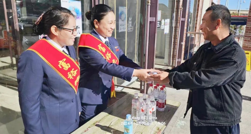 女人与公狍交酡女免费