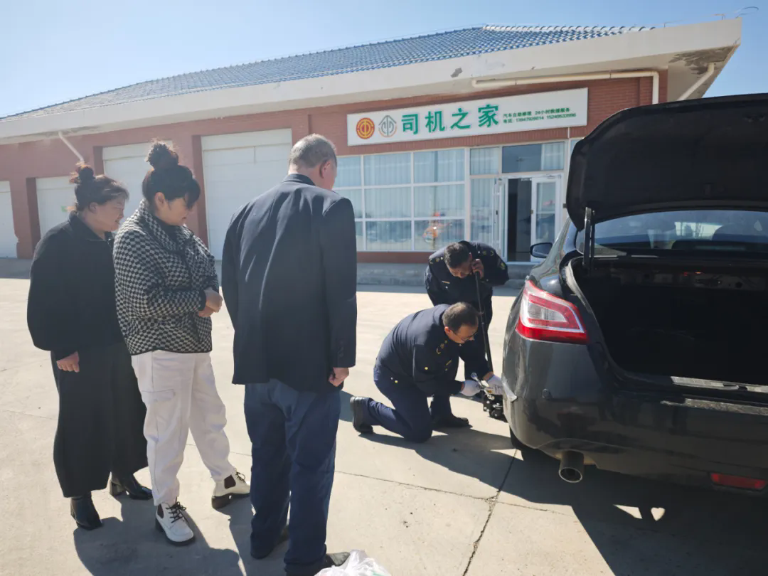 女人与公狍交酡女免费