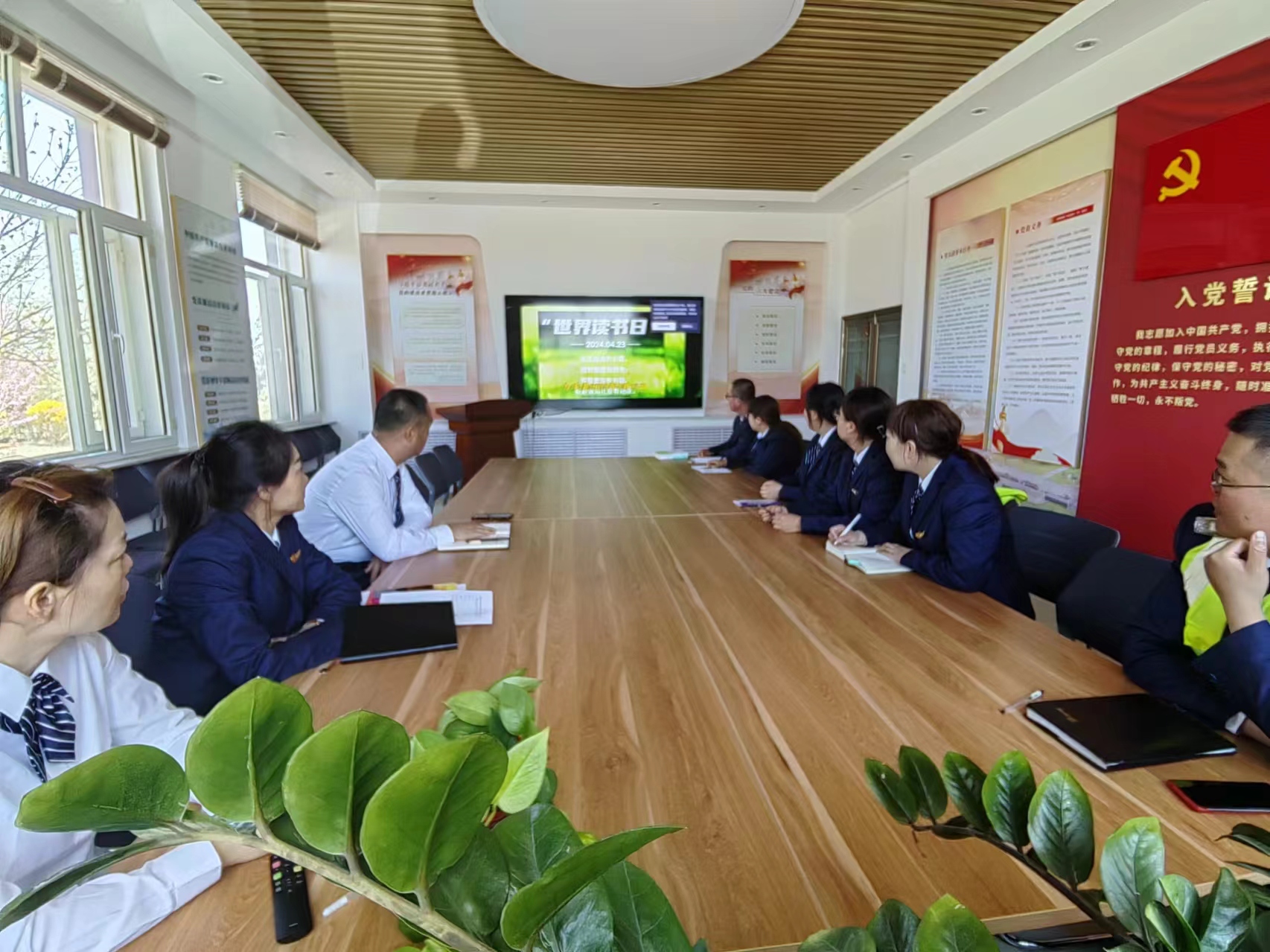 女人与公狍交酡女免费