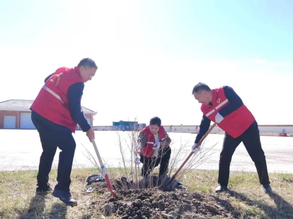 女人与公狍交酡女免费