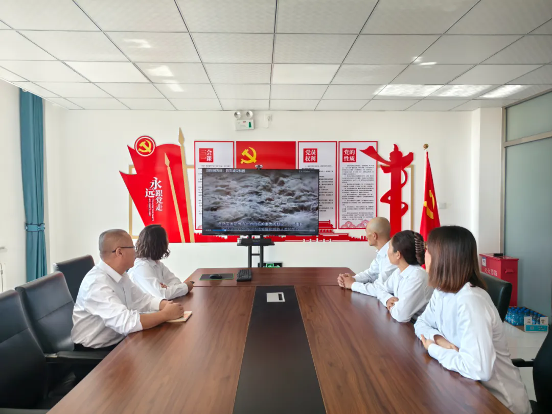 女人与公狍交酡女免费