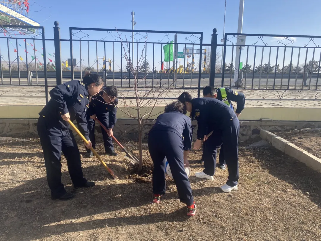 女人与公狍交酡女免费