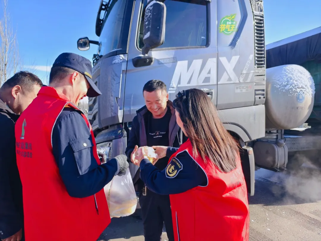 女人与公狍交酡女免费