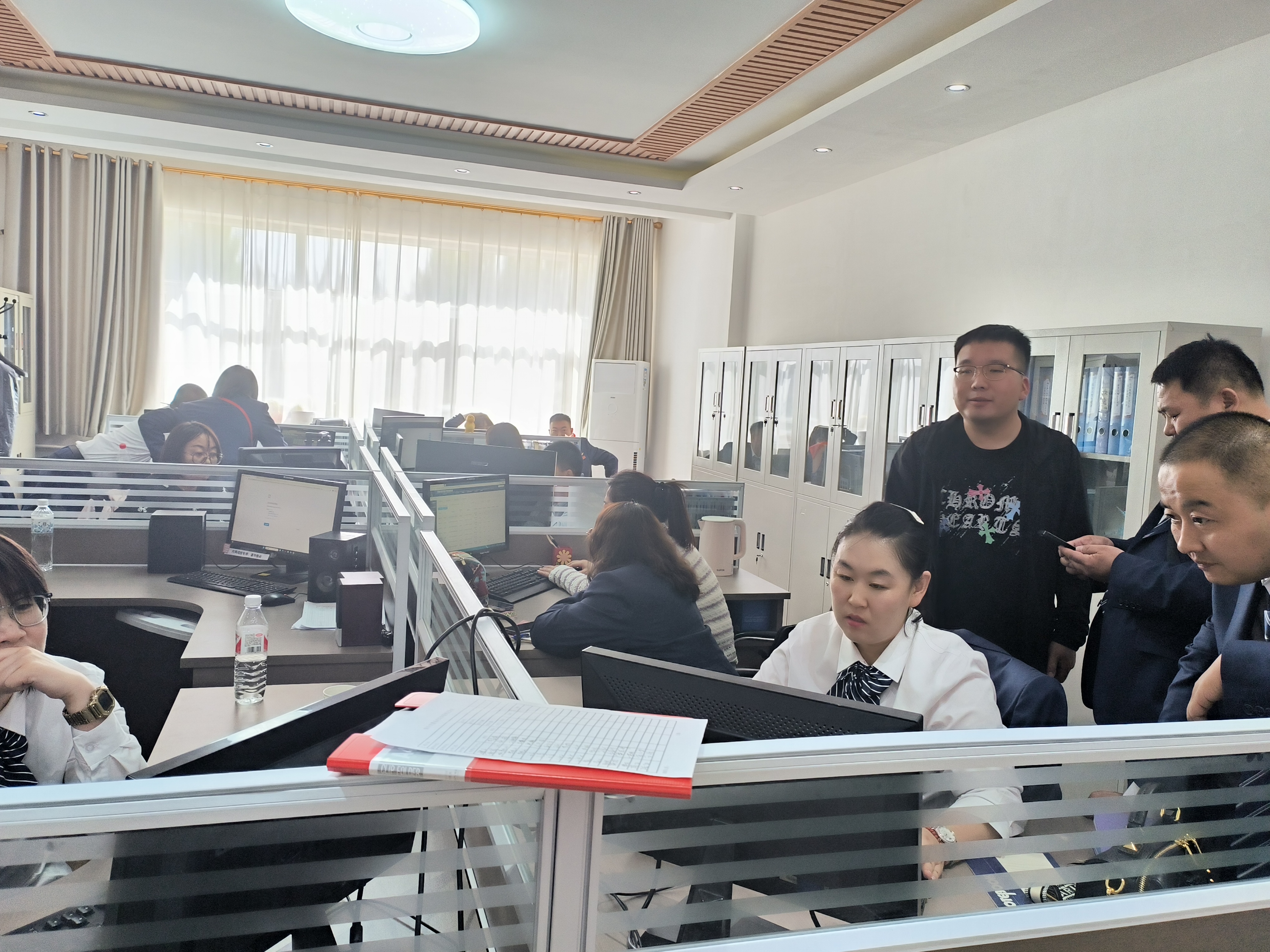 女人与公狍交酡女免费