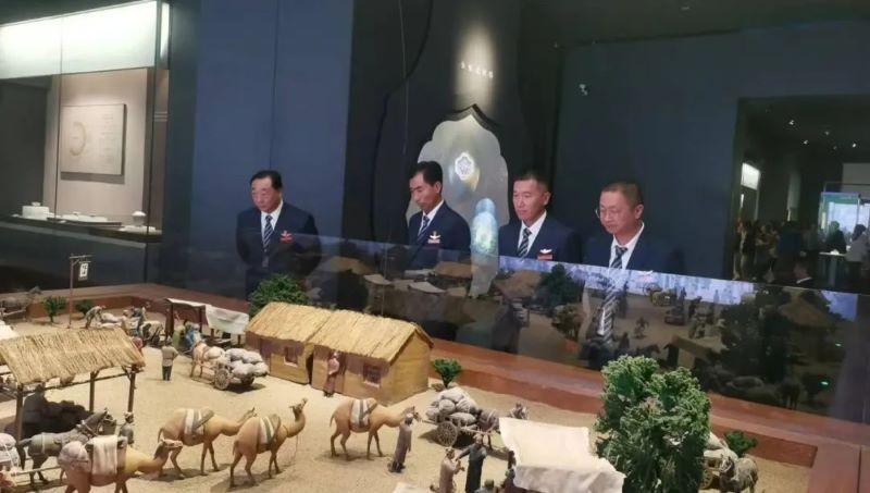 女人与公狍交酡女免费