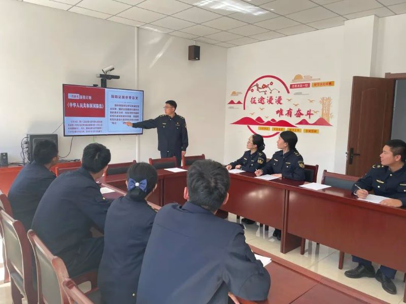 女人与公狍交酡女免费