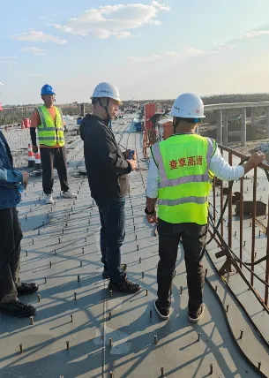 女人与公狍交酡女免费