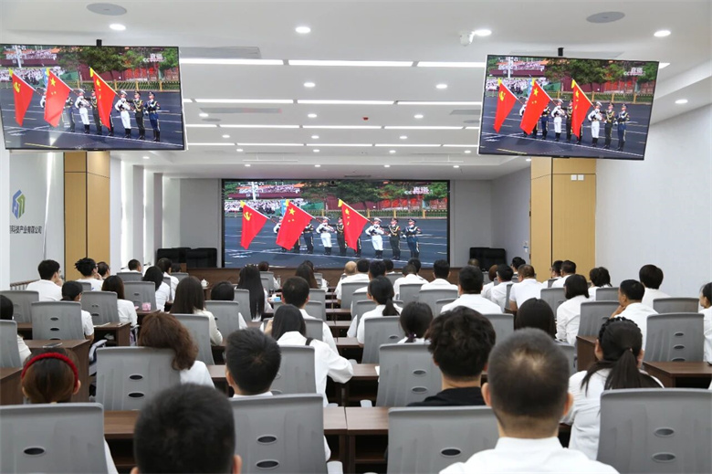 女人与公狍交酡女免费