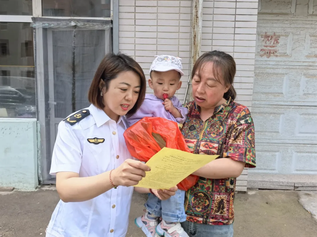 女人与公狍交酡女免费