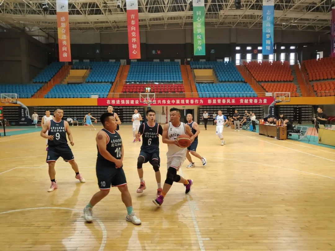 女人与公狍交酡女免费