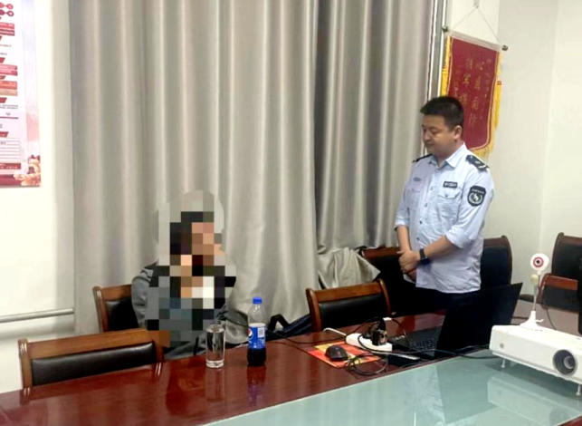 女人与公狍交酡女免费