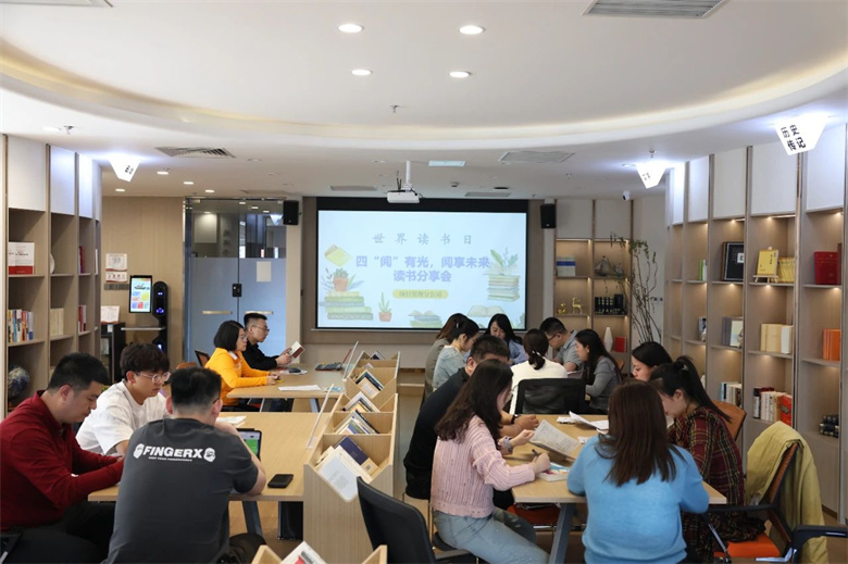 女人与公狍交酡女免费