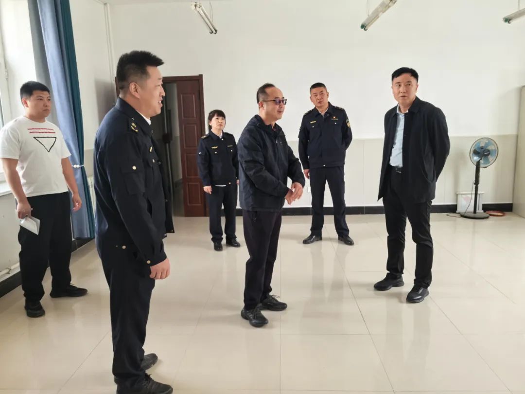 女人与公狍交酡女免费