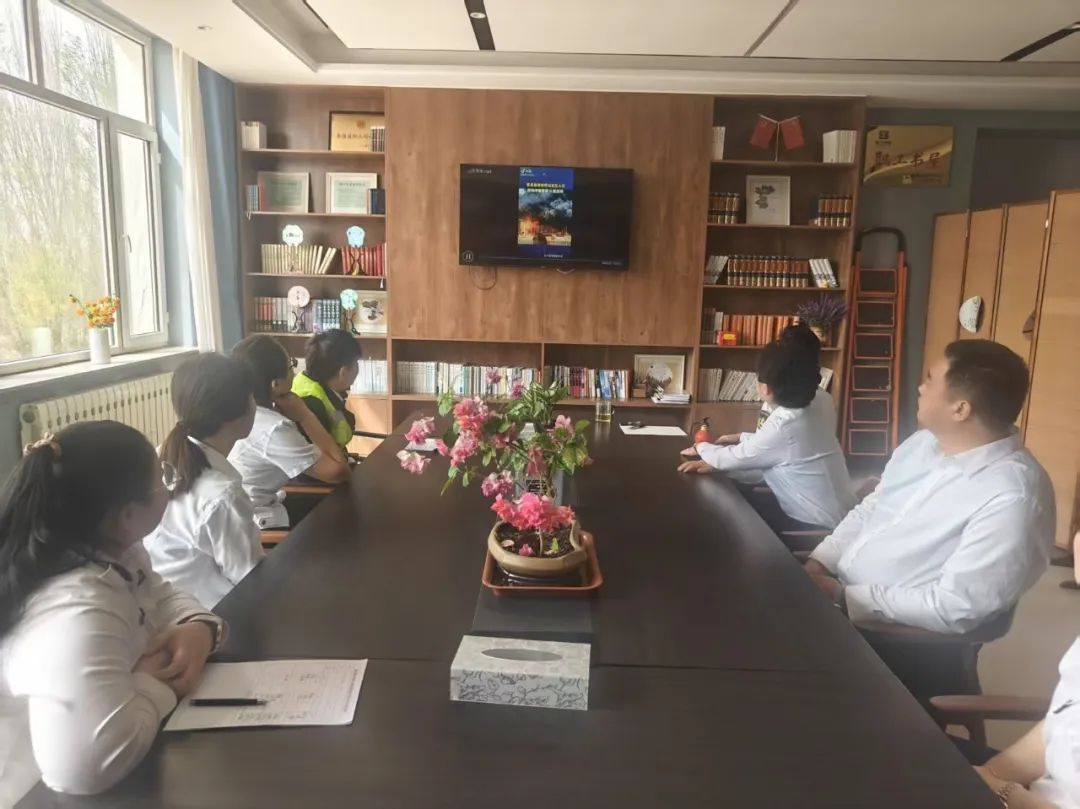 女人与公狍交酡女免费