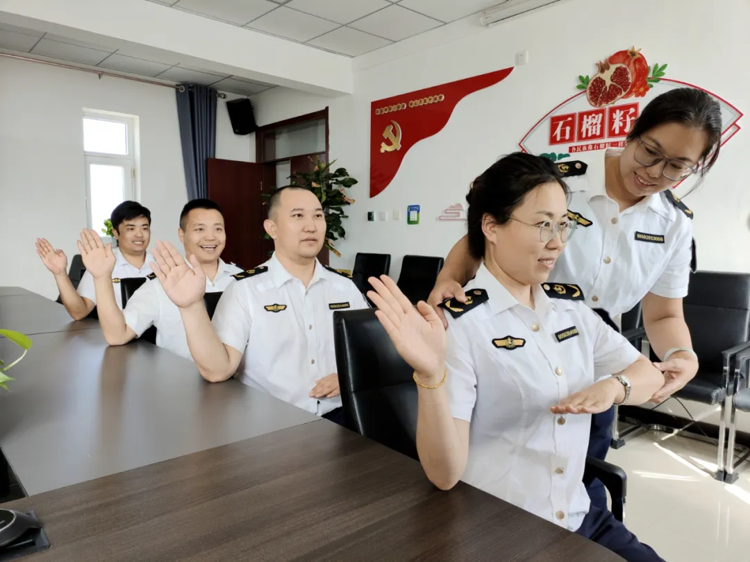 女人与公狍交酡女免费