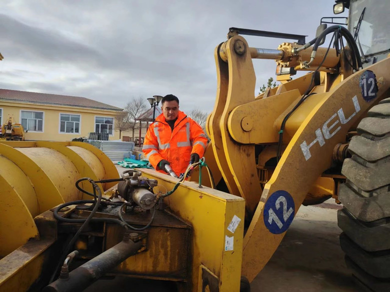 女人与公狍交酡女免费