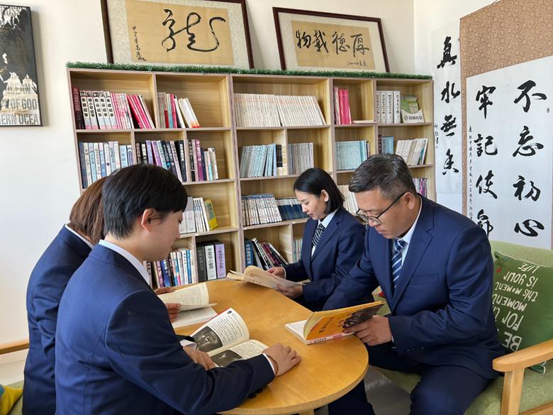 女人与公狍交酡女免费