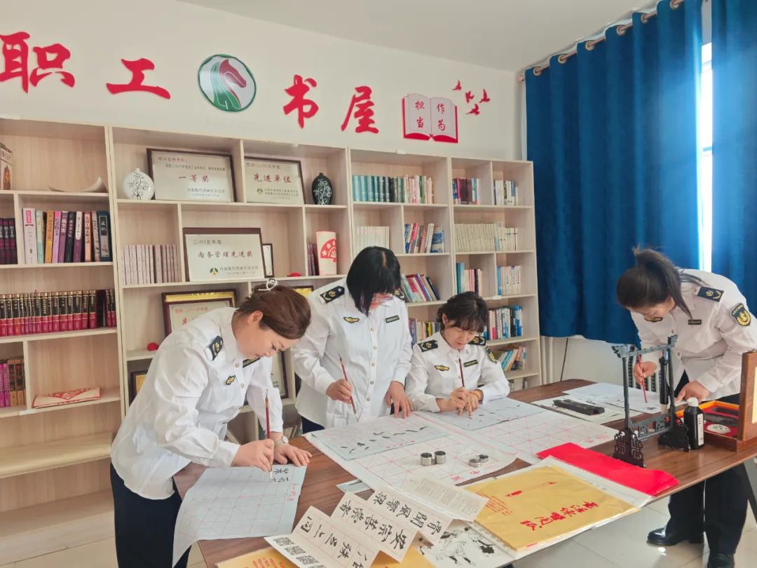 女人与公狍交酡女免费