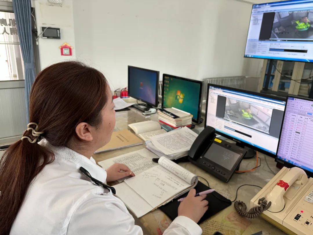 女人与公狍交酡女免费