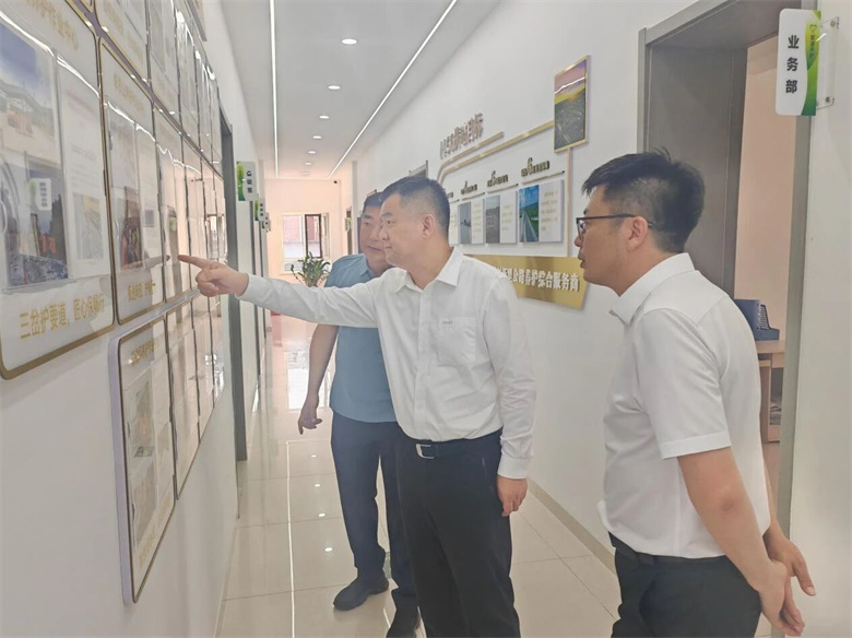 女人与公狍交酡女免费