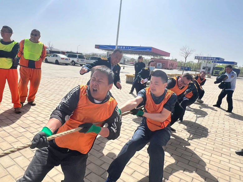 女人与公狍交酡女免费